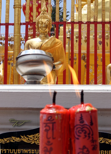 Twin Flames, Wat Phra That Doi Suthep