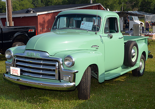 54 GMC_7490.jpg