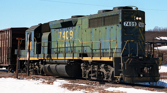 DH Geep in Cheshire c1985.jpg