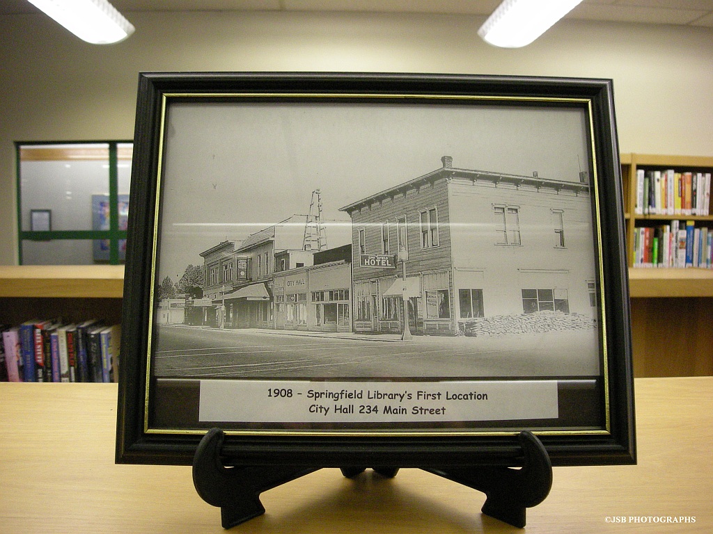 First location of the springfield library, city hall on main street- 1908