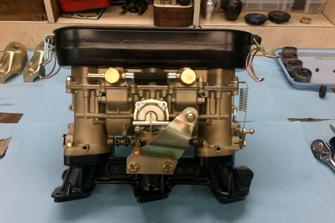 Weber 40 IDT3C Carburetor & Air Cleaner Base