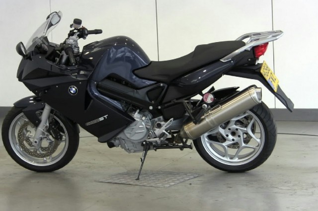 BMW F800