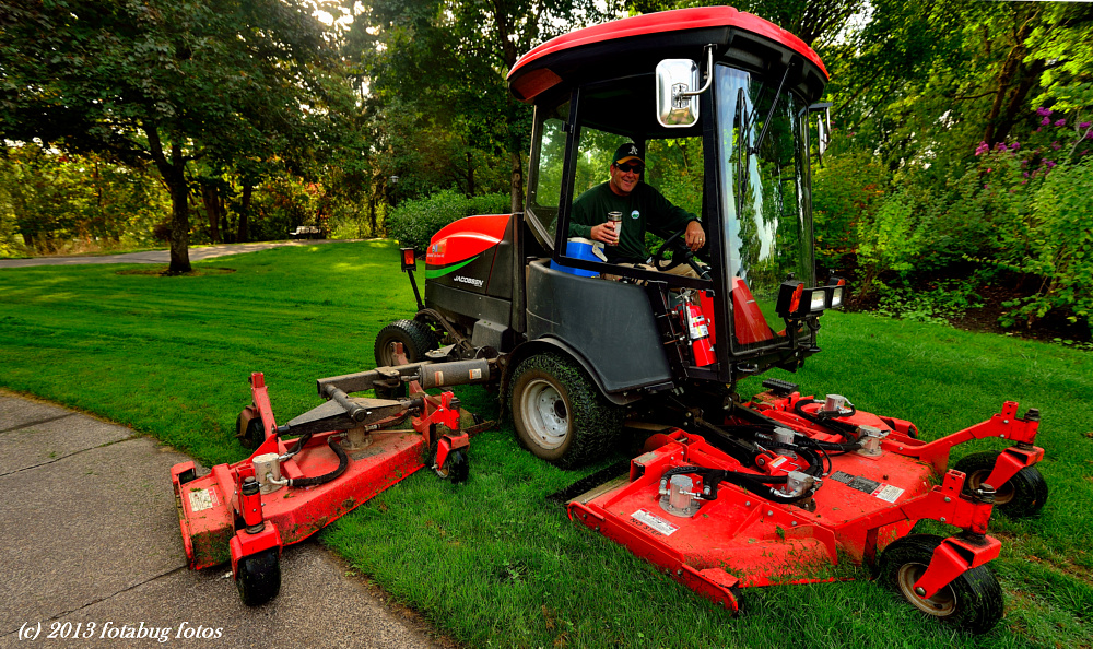 Great Looking Mower at Skinner Butte Park