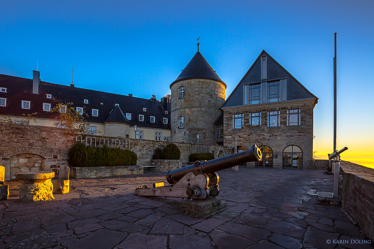 Goldenes Licht auf Schloss Waldeck