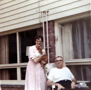 01 Beth and Sandy, and Figit III July 1968.jpg