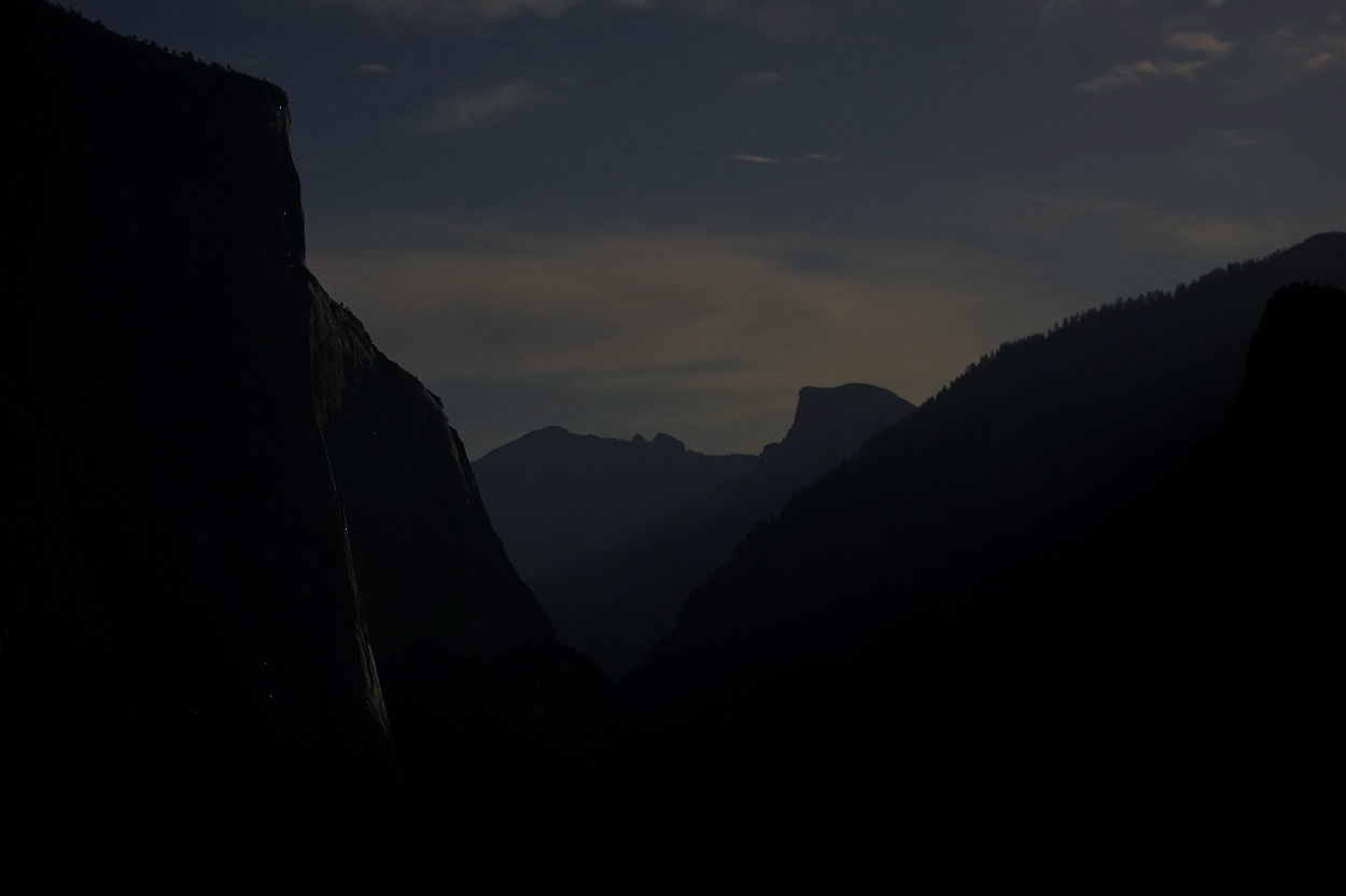 Climbers sleeping on face of El Capitan.jpg