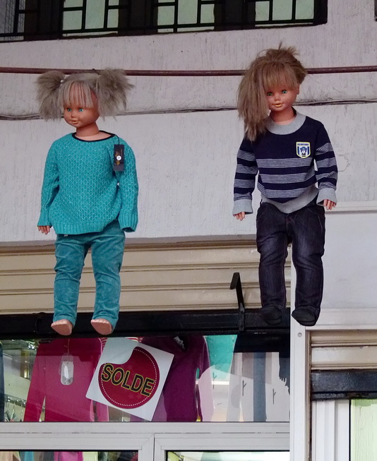 Kids cloth display