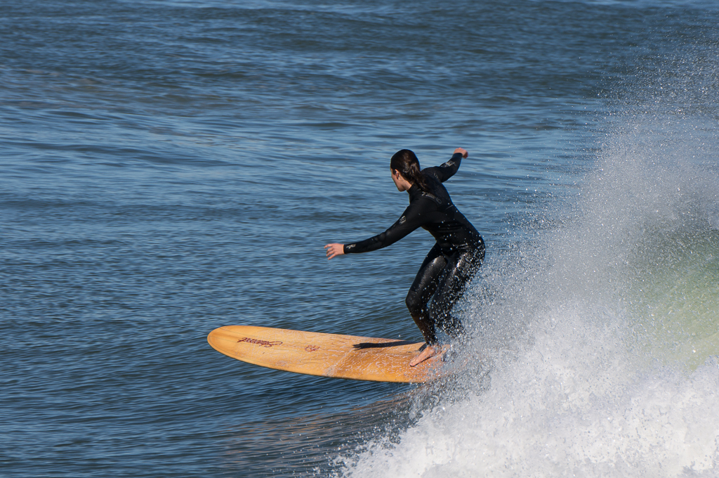 Surfer 1-07002.jpg