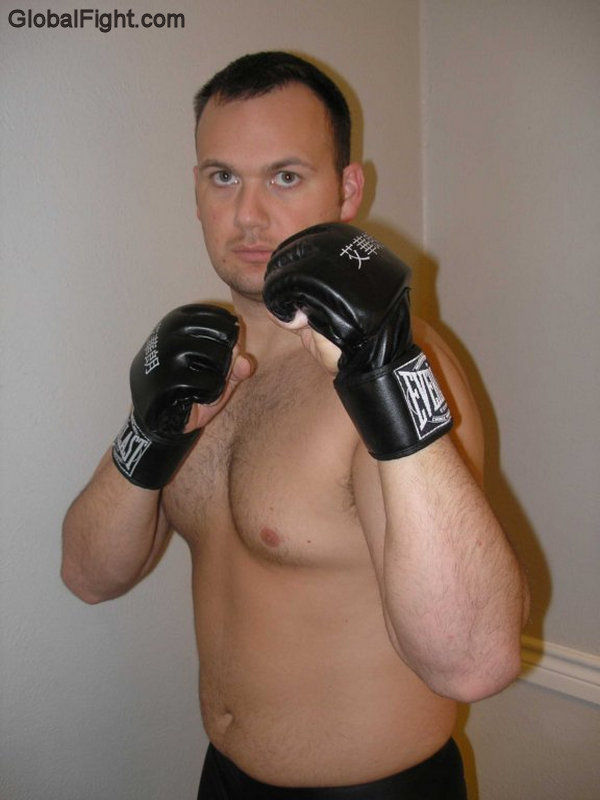 hot gay boxer.jpg