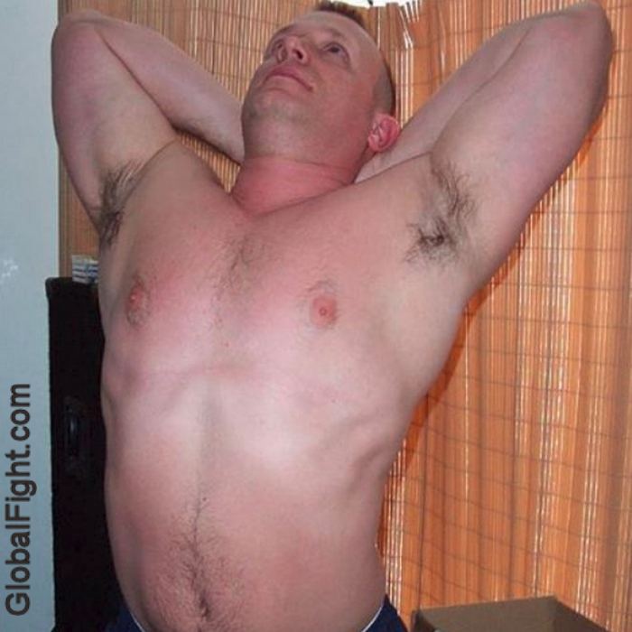 igmuscle musclejocks flexing gallery.jpg