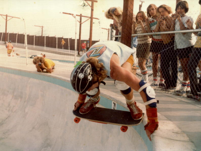 DS at SKATEPARK.JPG