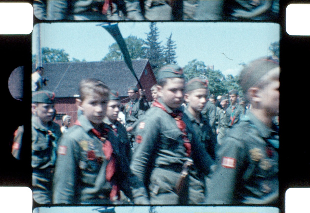 16mm_FW4E3381_008388.jpg