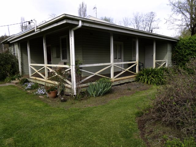 Honeysuckle Cottage at Jingellic, NSW