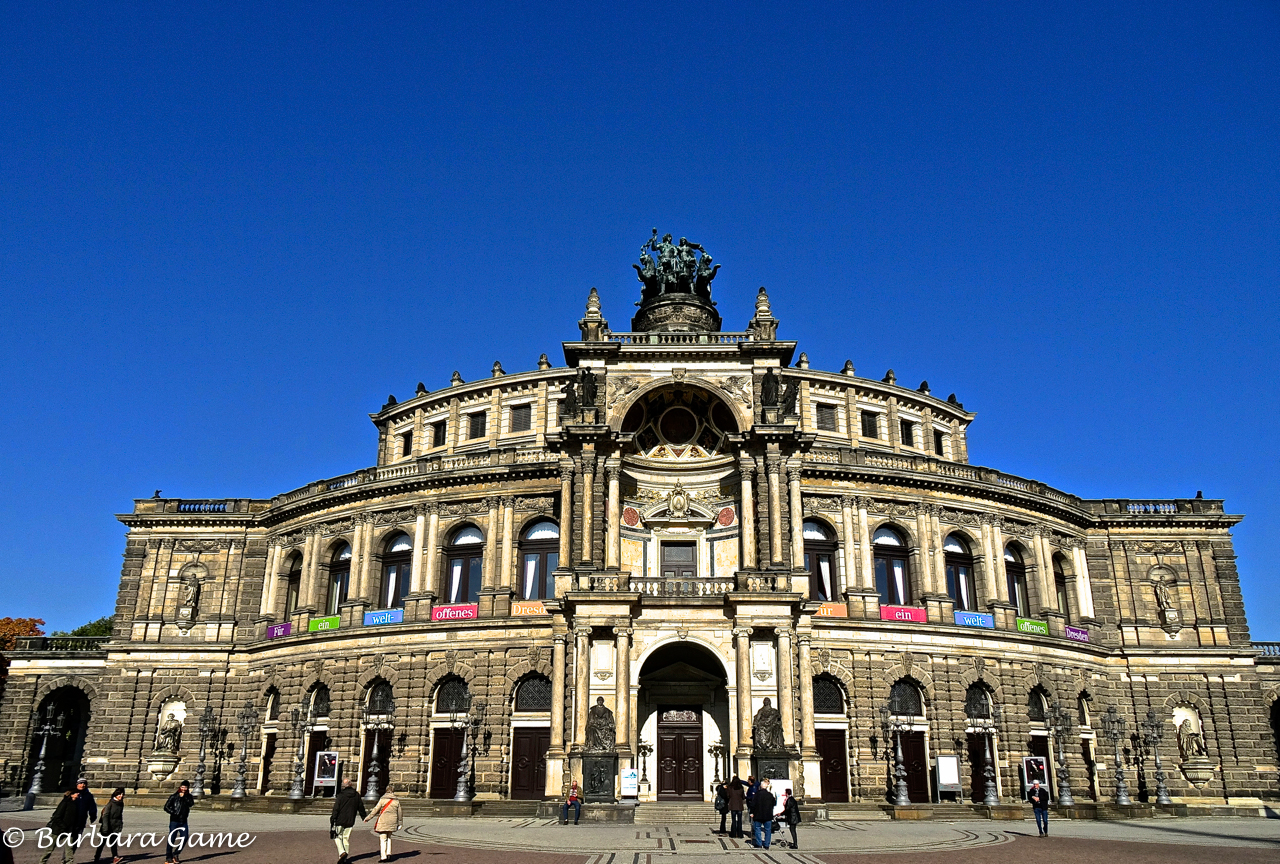 The Semperoper in Theatreplatz