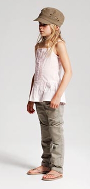 11E-GIRLS-LOOK-745x395-08.jpg