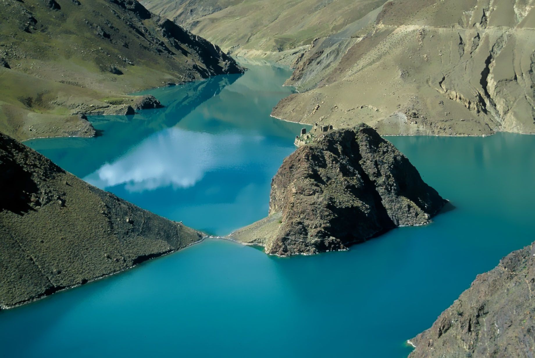Lake near Tingri