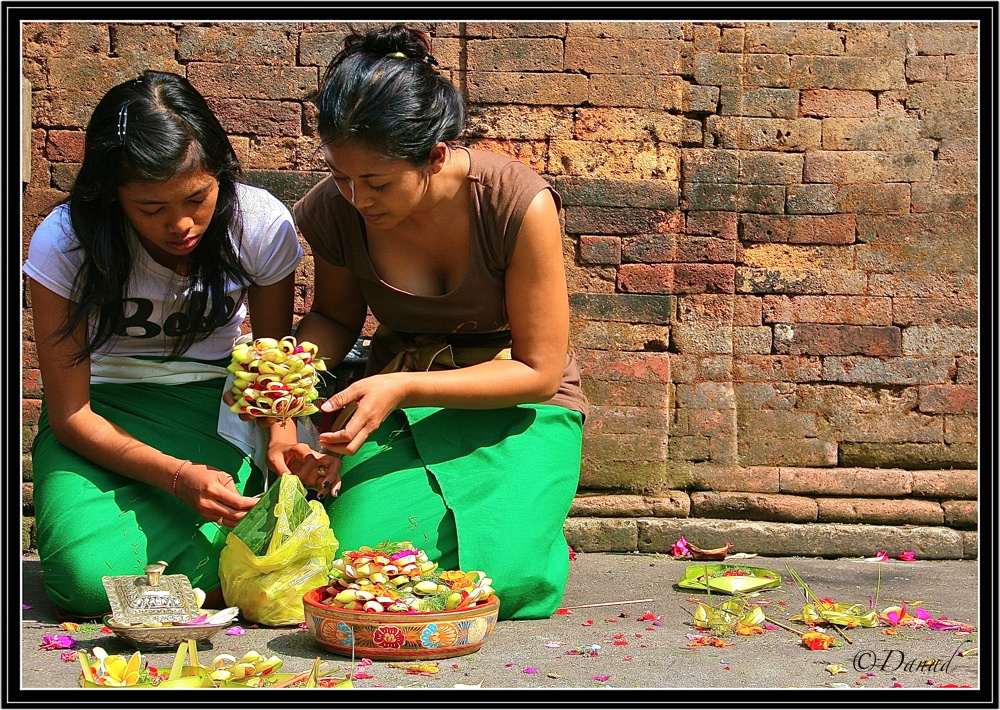 Two Sisters Preparing Offerings. 