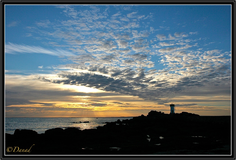 June Sunset. Trvignon Lighthouse.