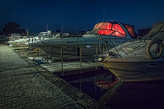 Boat Light At First Light DSCF06860-65