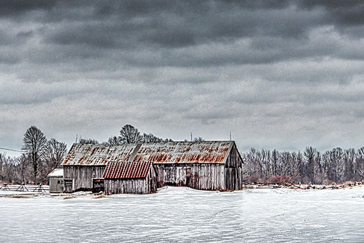 Barn Beyond Icy Pasture 20140112