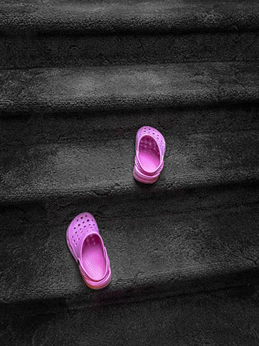 Sandras Pink Crocs P1060914-6