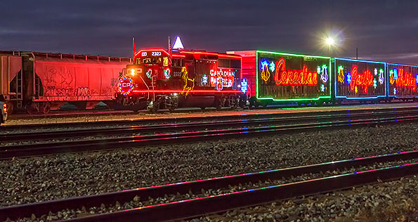 CP Holiday Train 2015 (47269)