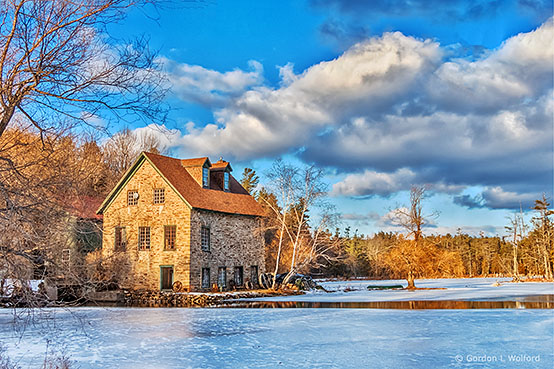 Bedford Mill DSCN02196-8