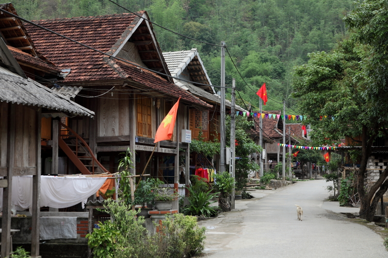 Au village