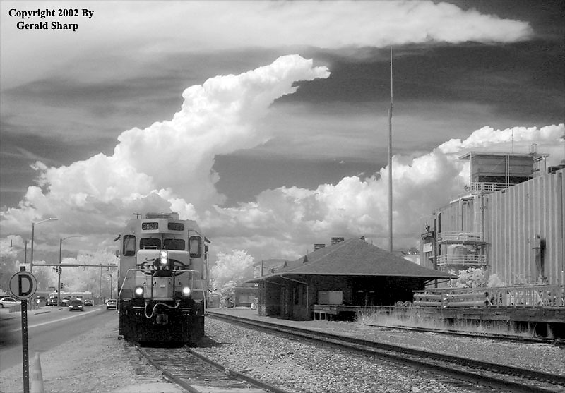 atsf3827_IR_at_longmont.jpg