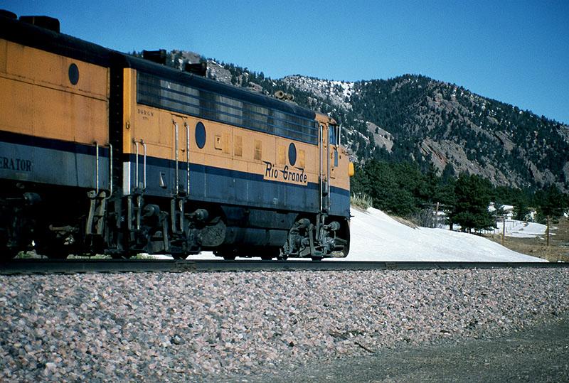 ski_train_at_plainview.jpg