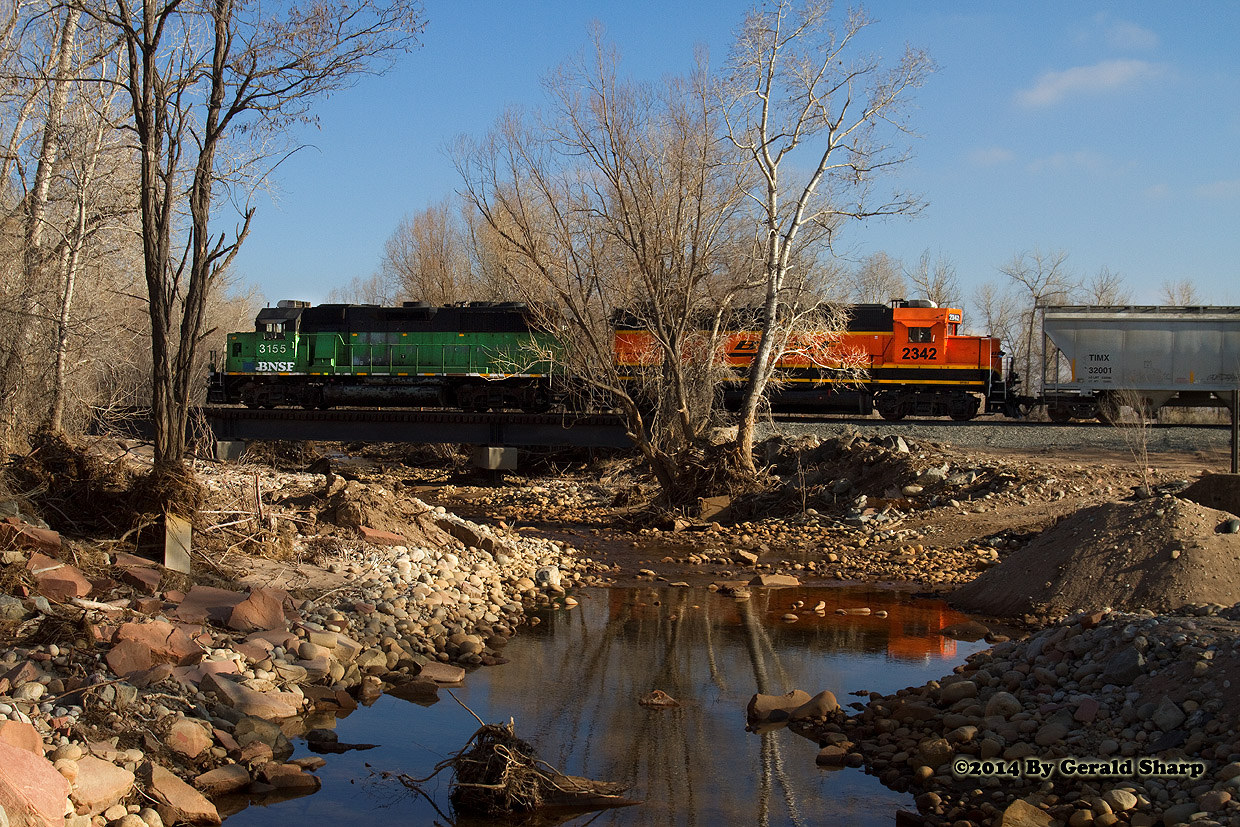 bnsf_3155_at_lyons_1.jpg