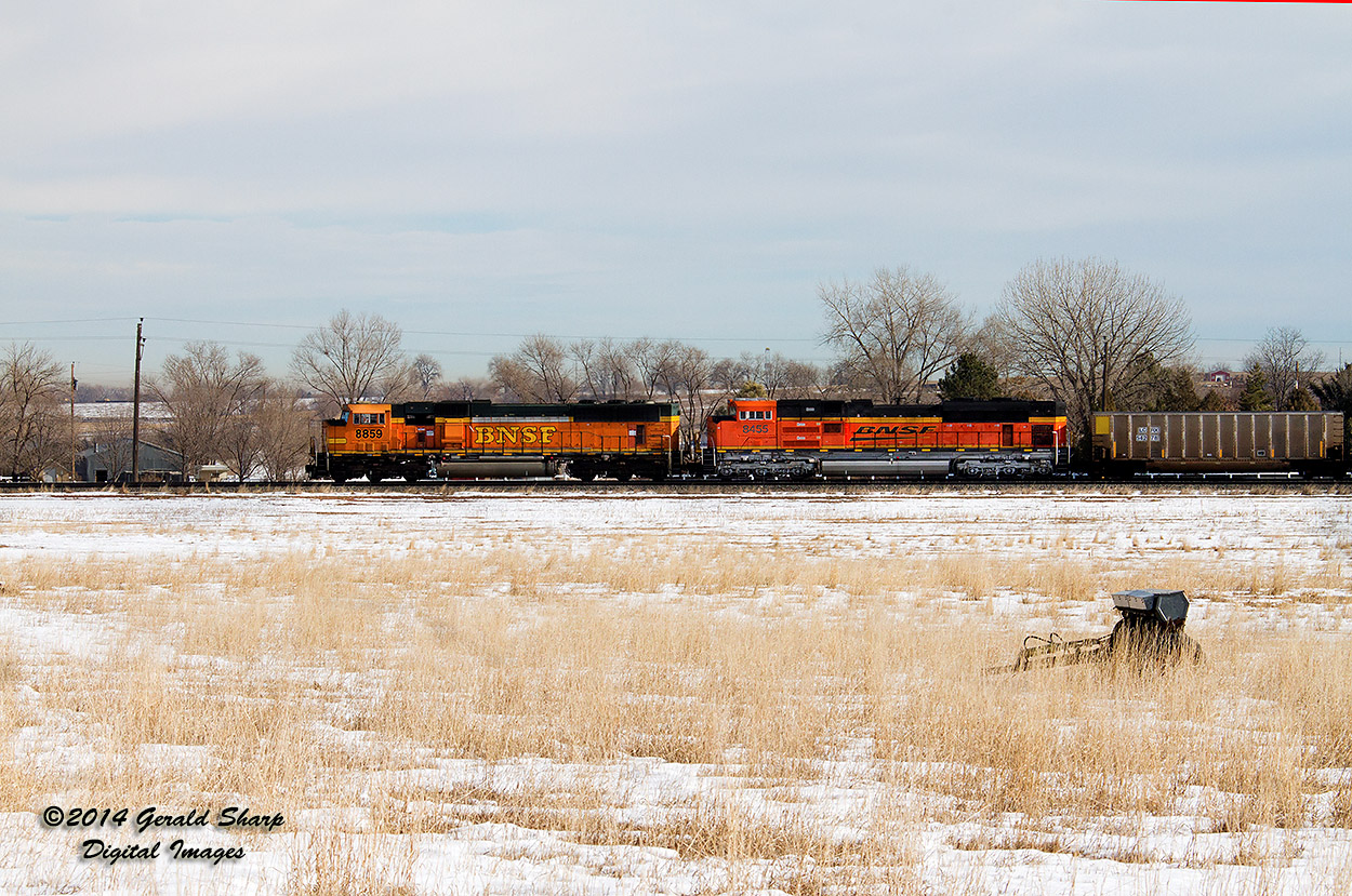 BNSF 8859 North At Longs Peak, CO