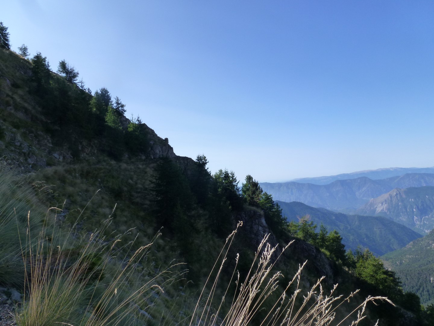 afdaling col des deux Cares