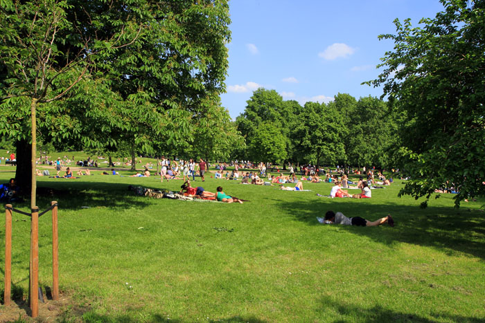 Park around Kensington Palace