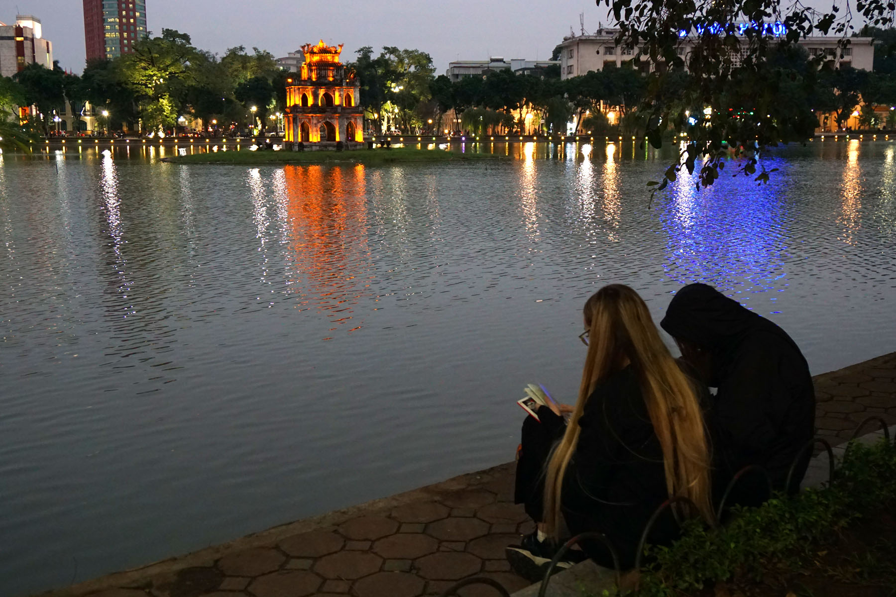 Hoan Kiem Lake