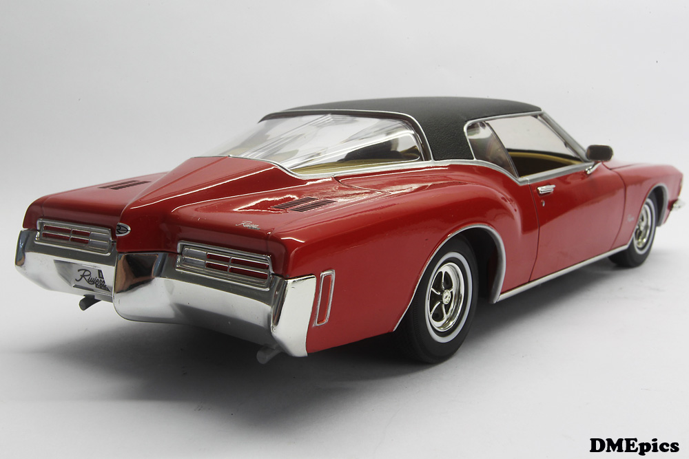 BUICK Riviera 1971 (2).jpg