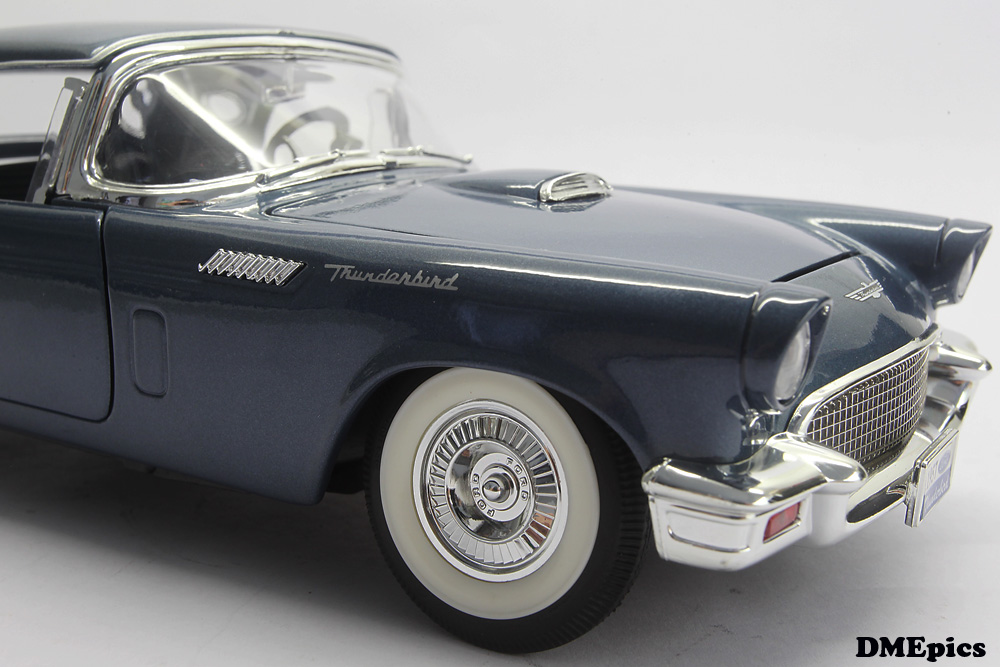 FORD Thunderbird 1957 (4).jpg