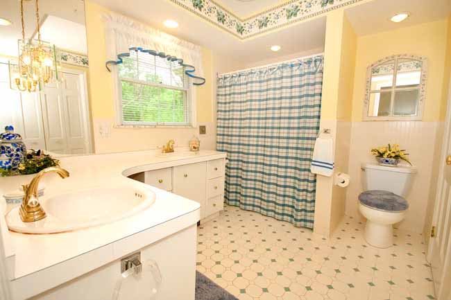 master bath 076.jpg