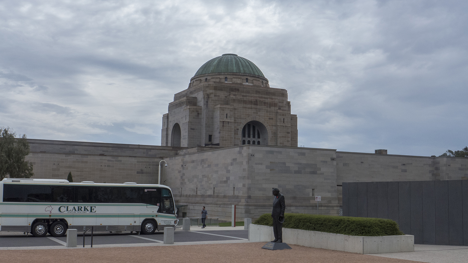 THE AUSTRALIAN  NATIONAL WAR MEMORIAL, CANBERRA- REAR VIEW