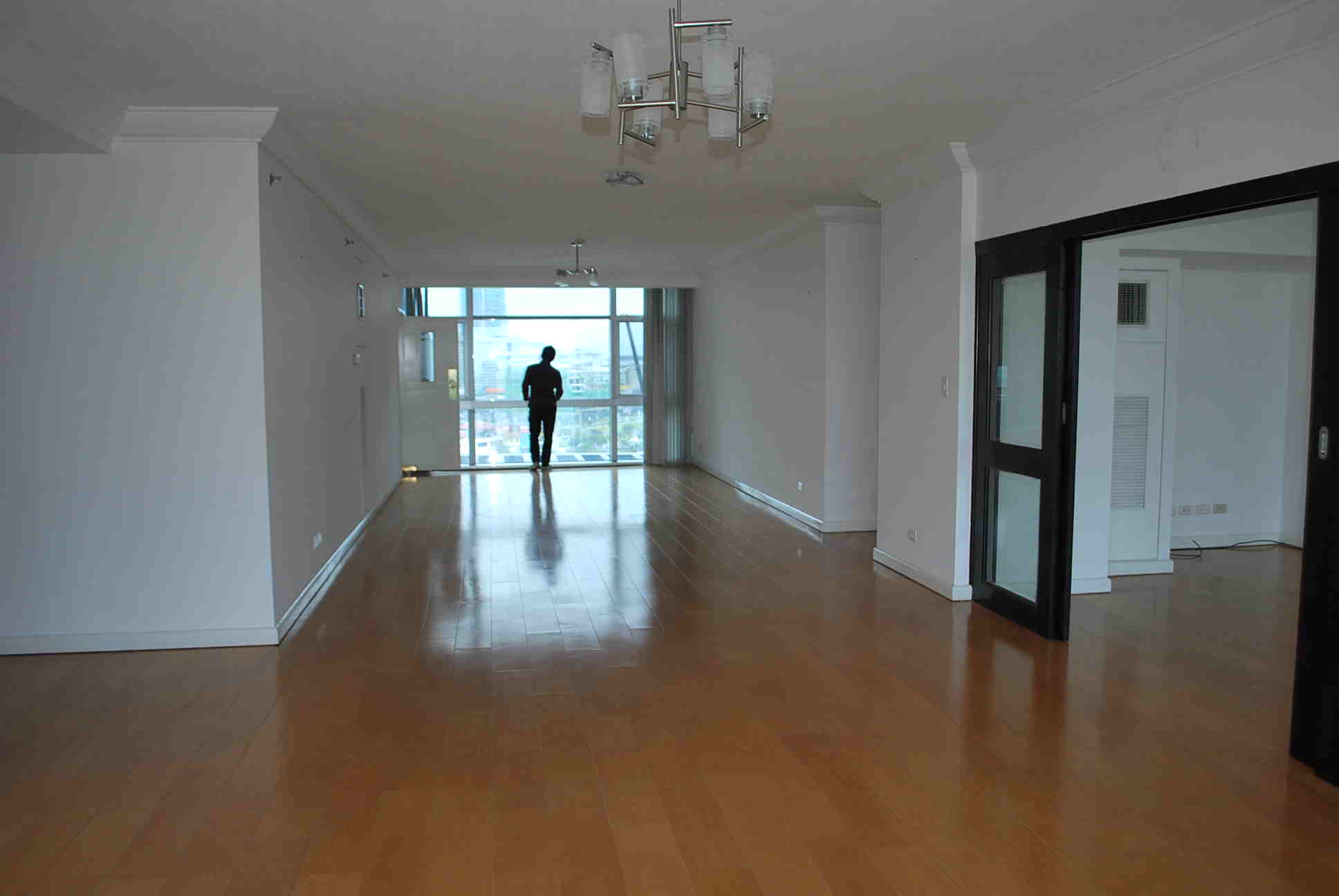 Pacific Plaza Towers Fort - List of Condos for Sale