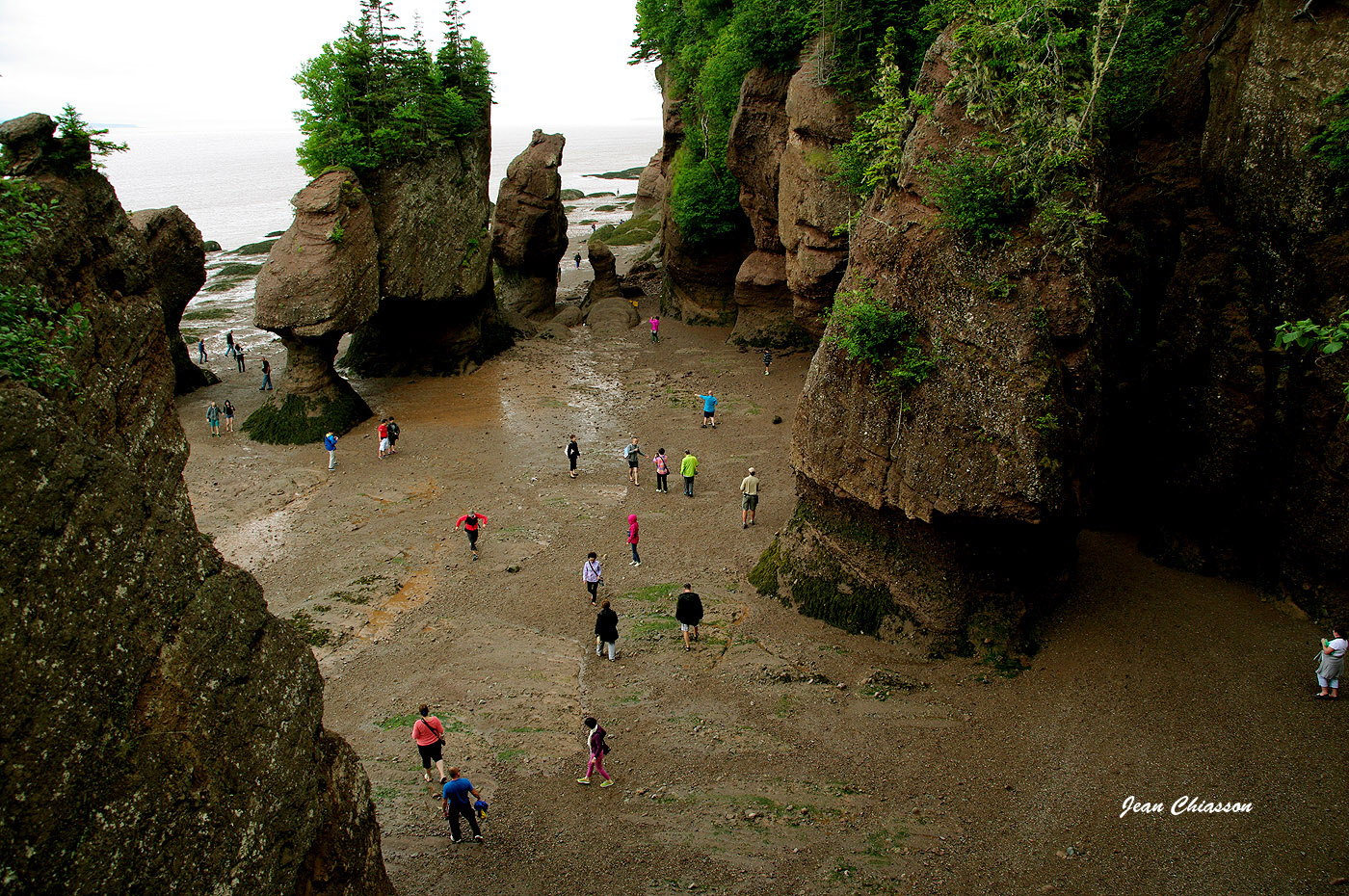 Hopewell Rocks - Rochers Hopewell 2of 2