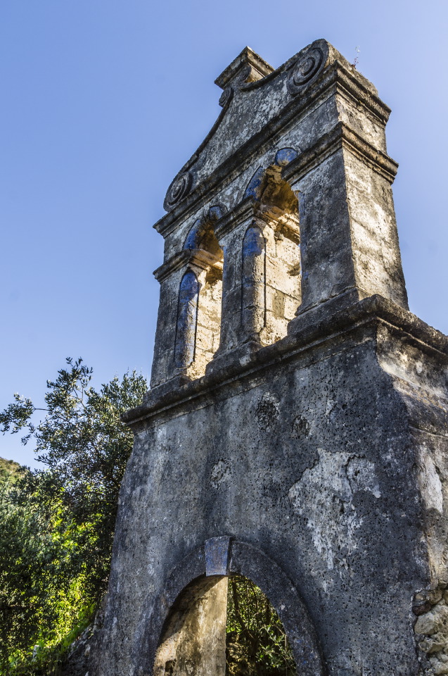 argassi-oldchapel-5-sk.JPG