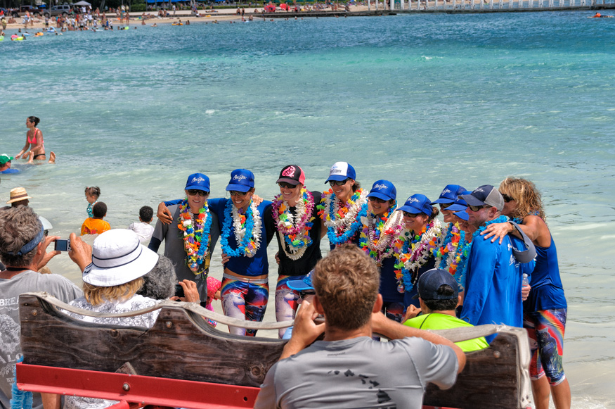 Waikiki Beach Girls team photo