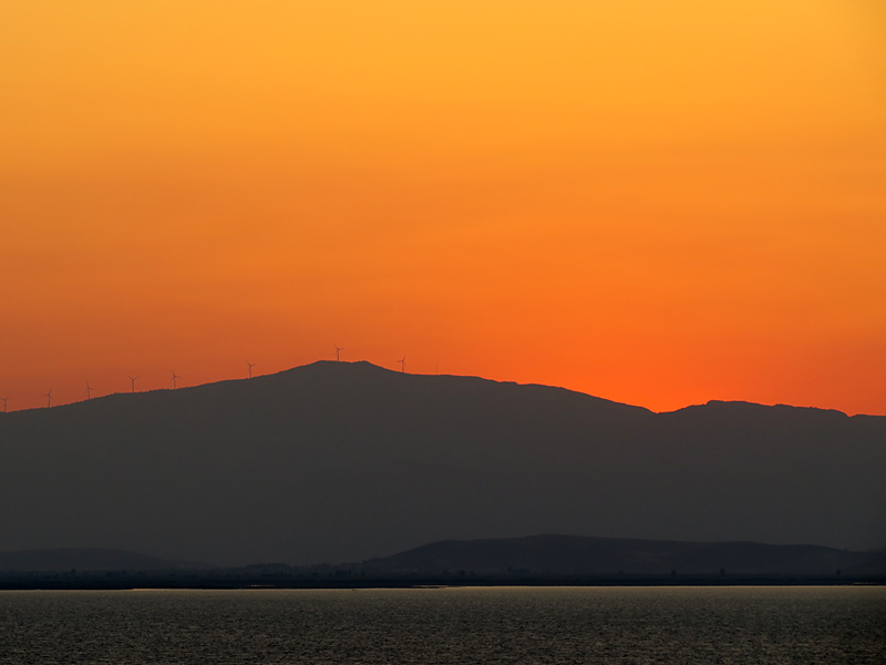 Lever de soleil en Turquie dans le golfe d'Izmir