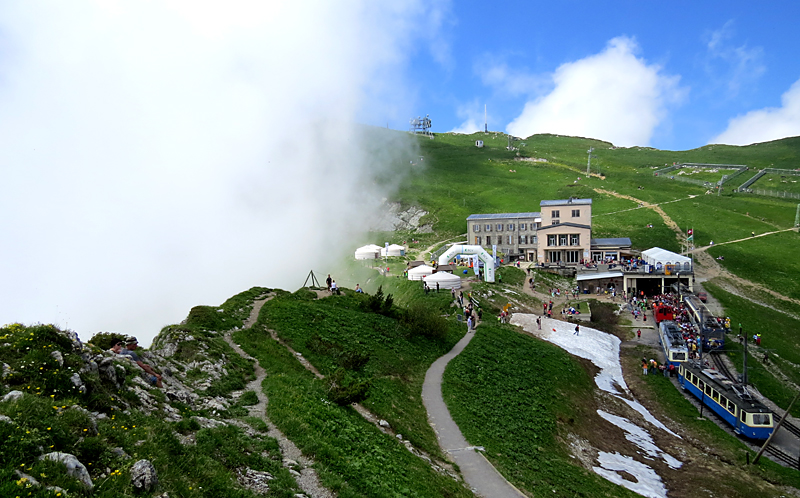 Promenade aux Rochers de Naye