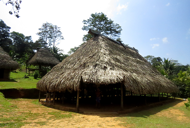 Visite chez le peuple Embera