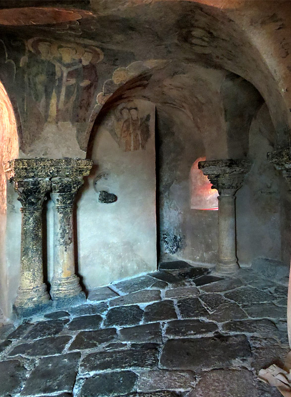 dans l'église du haut