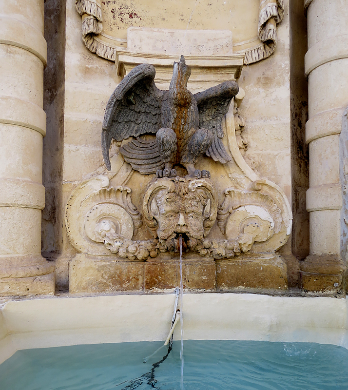 La Valette, fontaine de la place de la république
