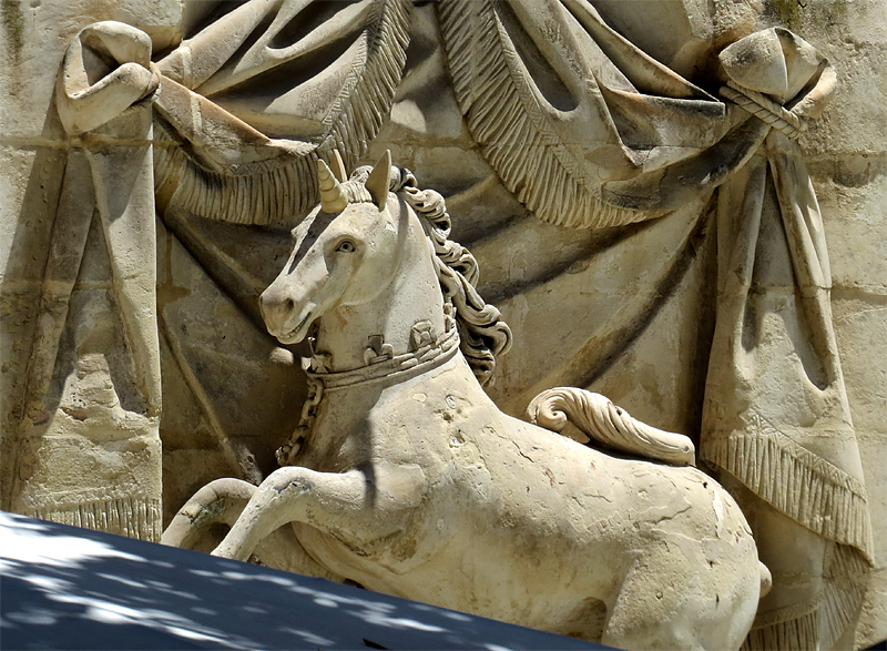 Licorne de pierre