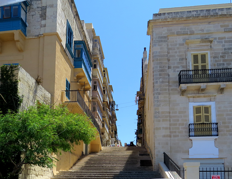Promenade dans la ville de La Valette